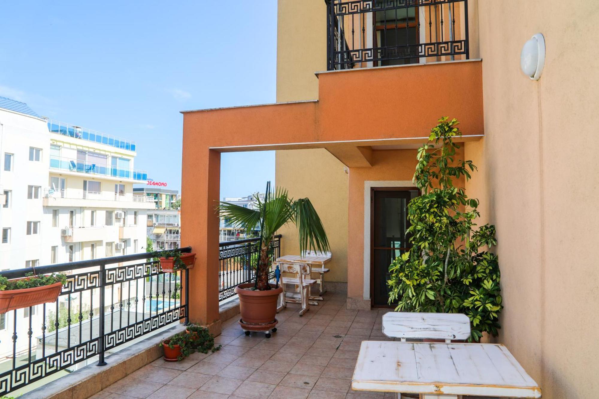 Family Hotel Deykin Sunny Beach Exterior photo